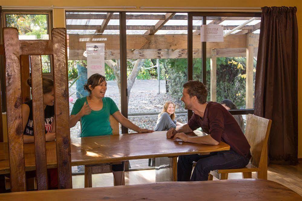 Paradiso Backpackers Nelson Exterior photo